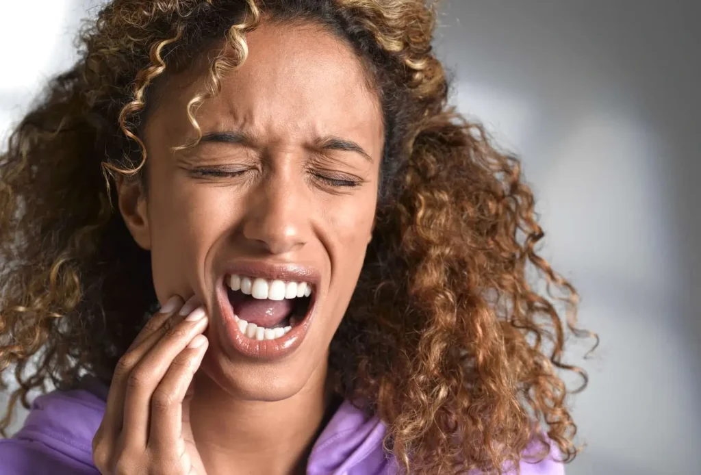When to See a Dentist for Persistent Tooth Pain and Sensitivity Peterborough