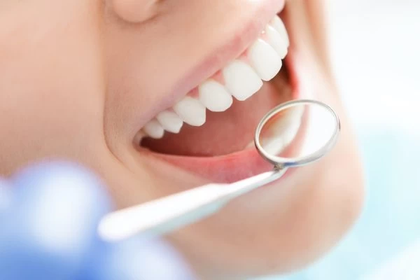 How Do You Choose the Right Cosmetic Dentist Peterborough?